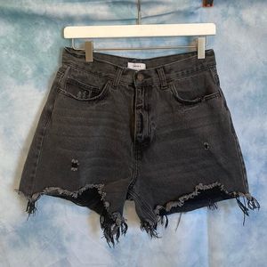 FOREVER 21 • black distressed high waisted mom shorts